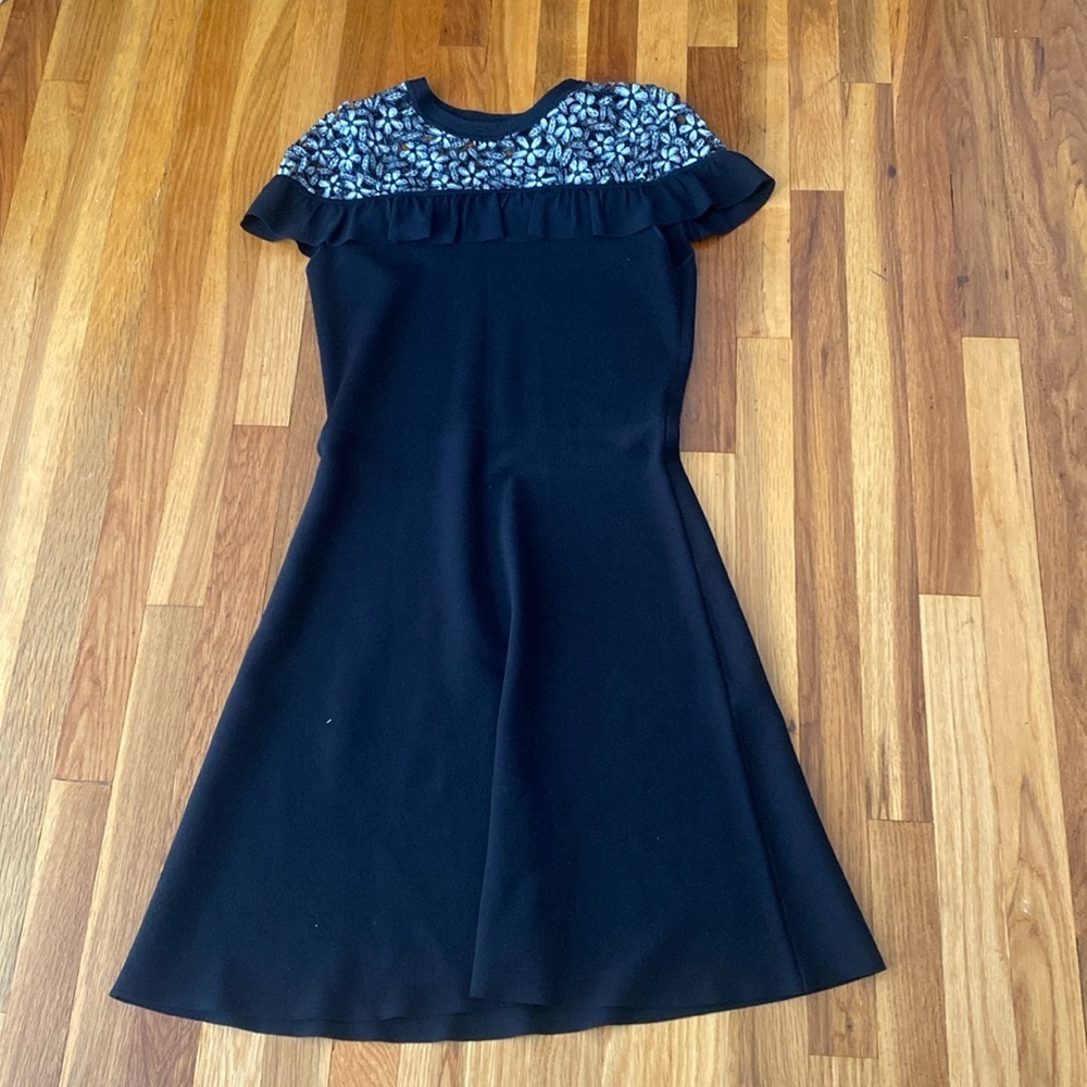 Elie Tahari Women’s Black Dress With Lace Floral Detailing Size M